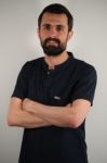 Diş hekimi Muhammet İN